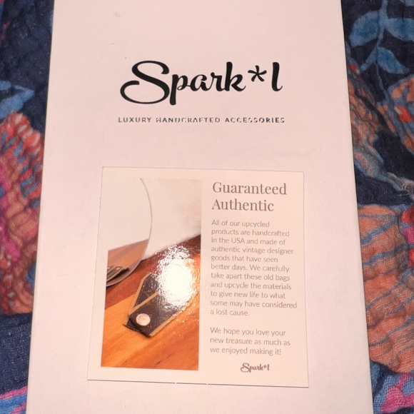 Upcycled authentic Louis Vuitton Citrine Vernis 💛with LV LOGO!💛 Apple Watch band - Picture 9 of 10